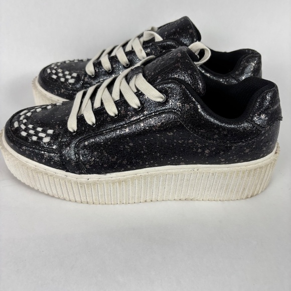 T.U.K Platform Sneakers, Black and White with Speckles on Black, Skule and Bone - Picture 5 of 11
